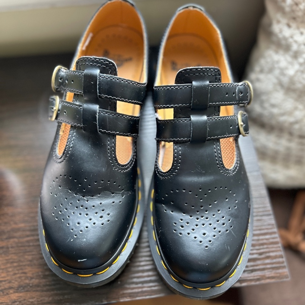 Dr. Martens Mary Jane